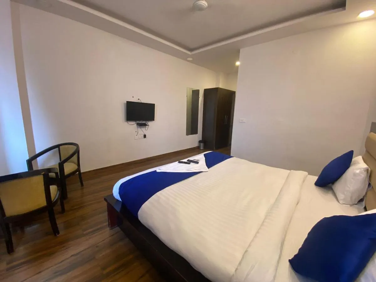 White Rock Hotel Gurgáon