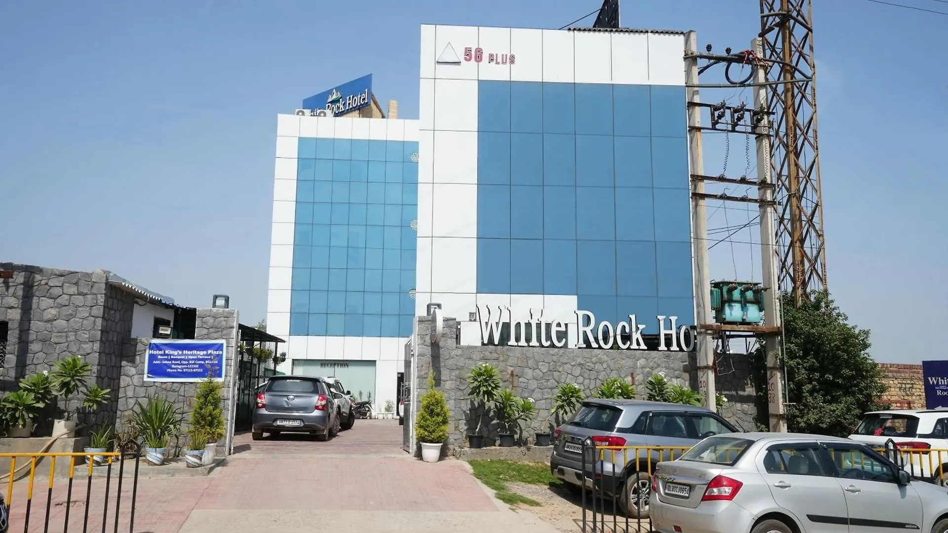 White Rock Hotel Gurgáon